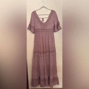 Bluivy Mauve Lace Midi Dress